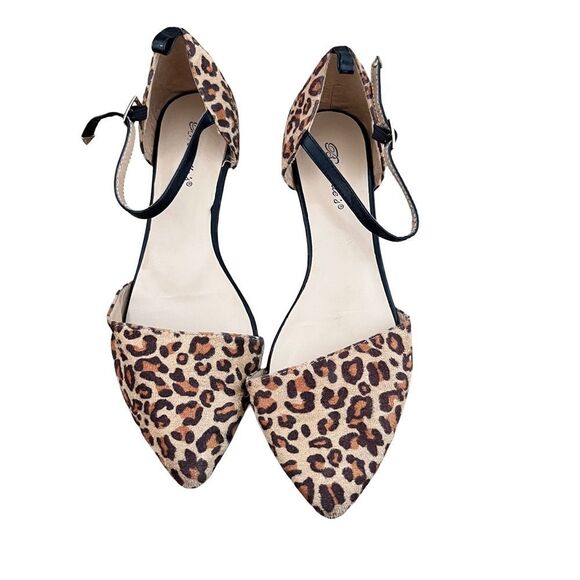 Breckelle's Leopard Print Ankle Strap Pointed Toe D'orsay Flat Shoes - Picture 1 of 12